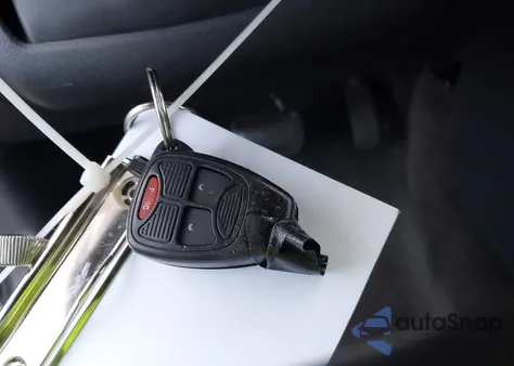 2014 Jeep Compass Sport from USA, damaged, VIN 1C4NJDBB7ED879537